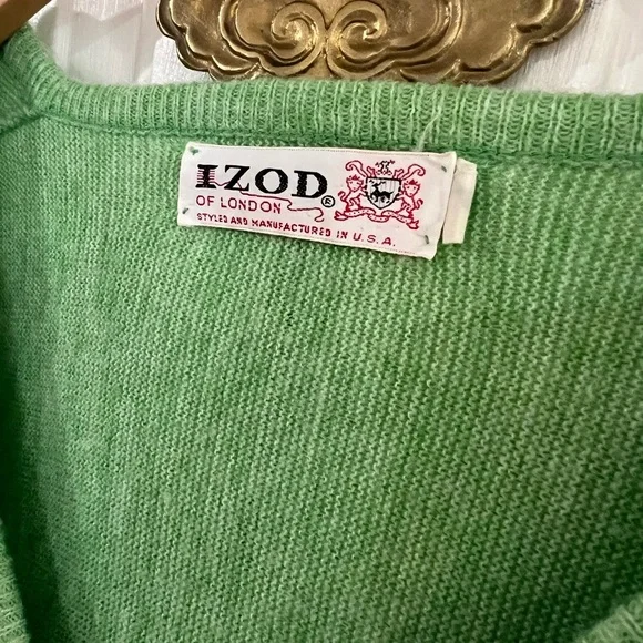 Vintage Izod V-Neck Sweater 70s Green Alligator Logo Preppy Old Money L - Picture 9 of 10